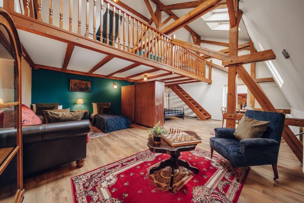 Magnificent Historical Penthouse In The Heart Of Prague Leilighet Eksteriør bilde