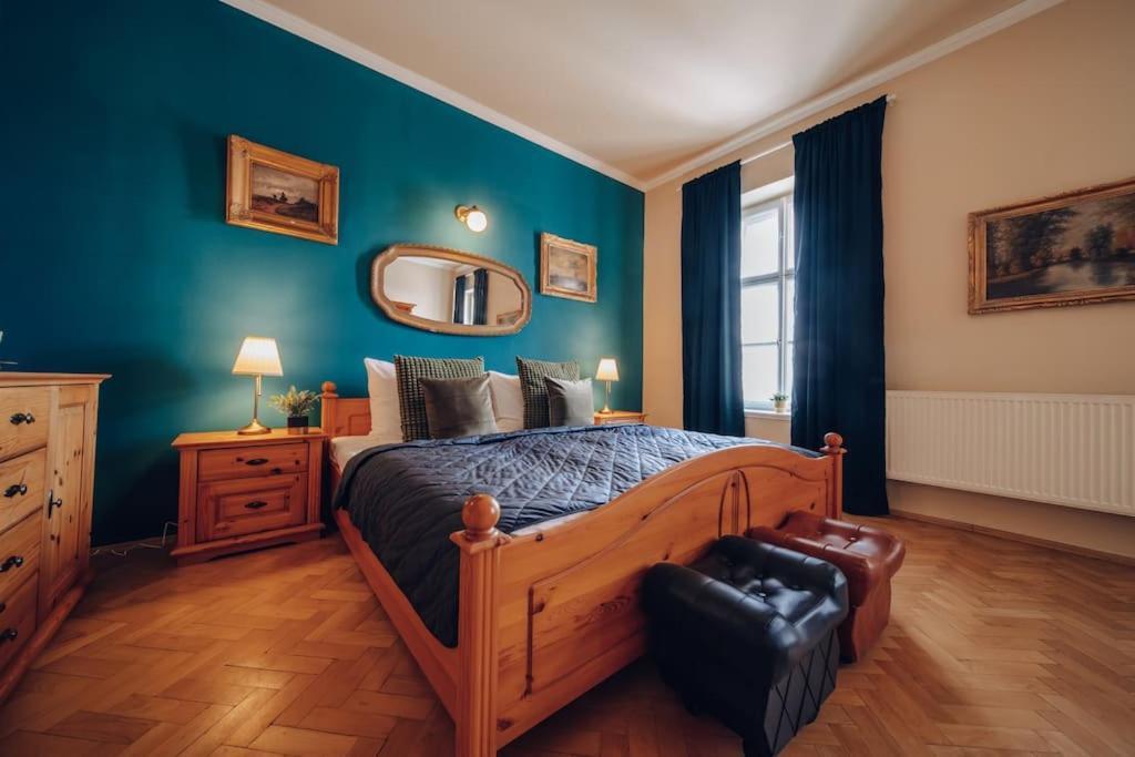 Magnificent Historical Penthouse In The Heart Of Prague Leilighet Eksteriør bilde